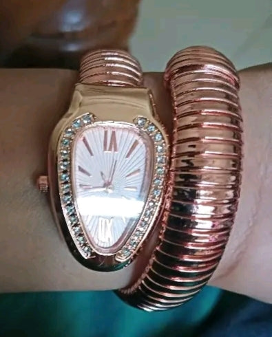 Luxury Gold Snake Coil Bracelet Watch for Women – Premium Fashion Wristwatch Rose gold colour