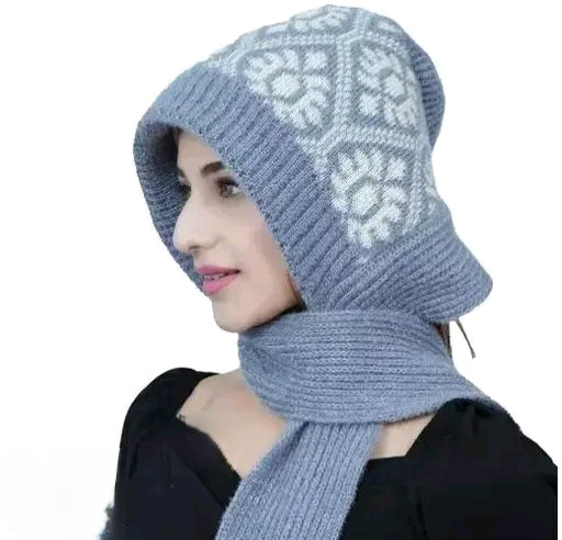 Stylish Woolen Hooded Scarf for Women