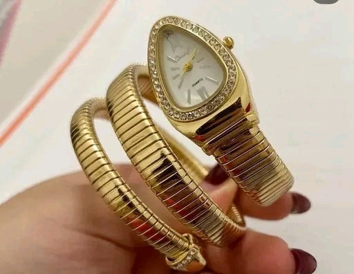 Luxury Gold Snake Coil Bracelet Watch for Women – Premium Fashion Wristwatch