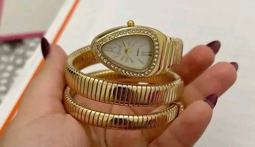Luxury Gold Snake Coil Bracelet Watch for Women – Premium Fashion Wristwatch